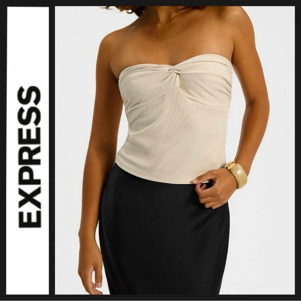 NWT Express Body Contour Ribbed Twist Cropped Tube Top